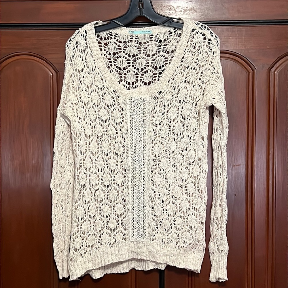 Maurices Cream Open Knit Sweater Size Small